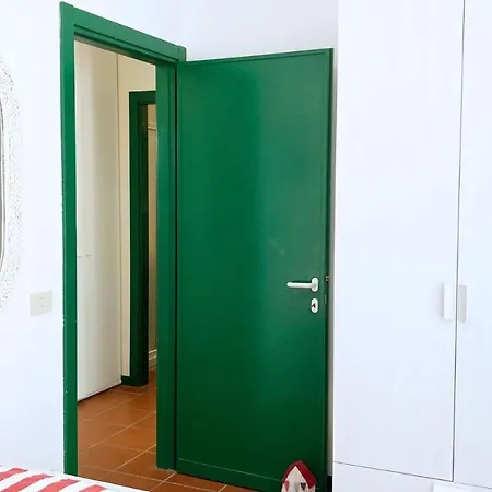 Sant'anna Del Volterraio - I Lecci 6 *